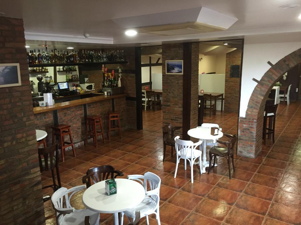 Hotel Marfrei Hinojedo エクステリア 写真