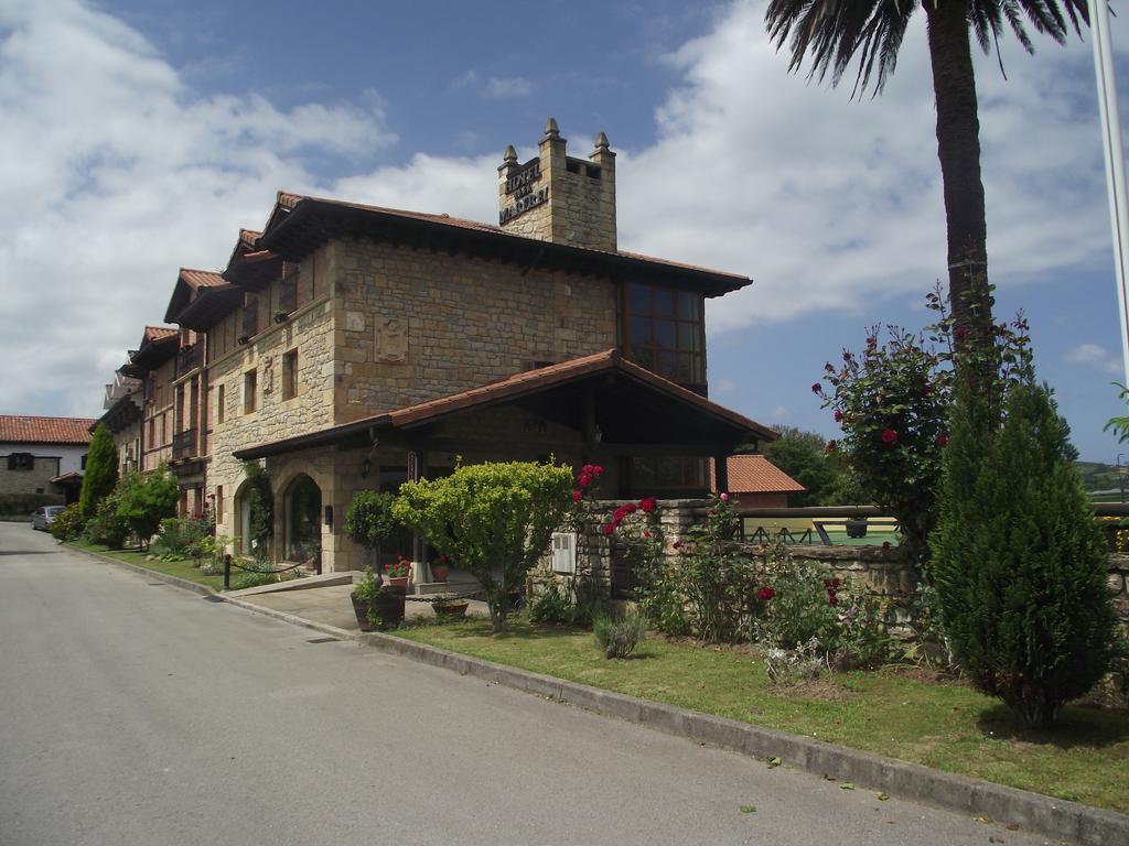 Hotel Marfrei Hinojedo エクステリア 写真